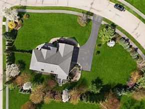 19 Crimson Dr, Shrewsbury MA 01545