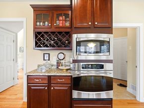 19 Crimson Dr, Shrewsbury MA 01545