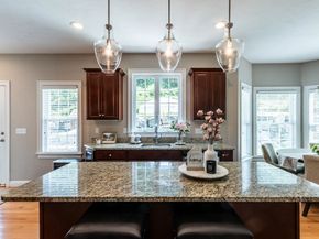 493 Taylor Rd, Stow MA 01775