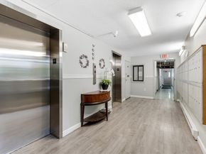 51 Melrose St 4D, Melrose MA 02176