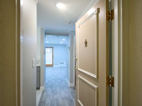 45 Oval Rd 8, Quincy MA 02170