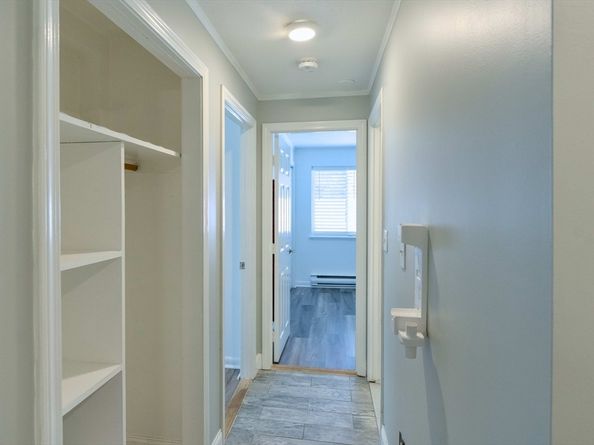 45 Oval Rd 8, Quincy MA 02170