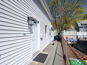 91 Garfield St, Quincy MA 02169