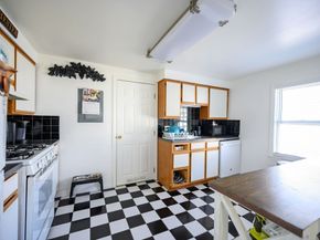 91 Garfield St, Quincy MA 02169