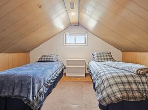 16 Coolidge Ave, Braintree MA 02184