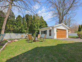 16 Coolidge Ave, Braintree MA 02184