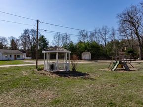 69 Depot 69, Oxford MA 01540