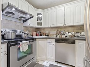 164 Galen St 15, Watertown MA 02472