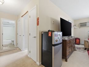 164 Galen St 15, Watertown MA 02472