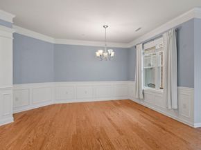 2 Francis Dr 107, Andover MA 01810