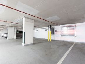 33 Pond Ave 524, Brookline MA 02445