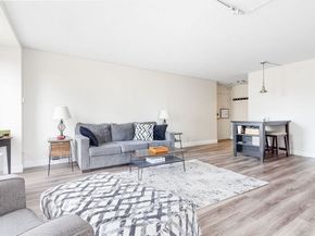 33 Pond Ave 524, Brookline MA 02445