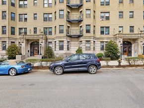 56 Charlesgate E 138, Boston MA 02215