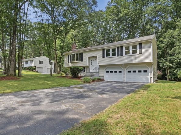 36 Valentine Rd, Northborough MA 01532