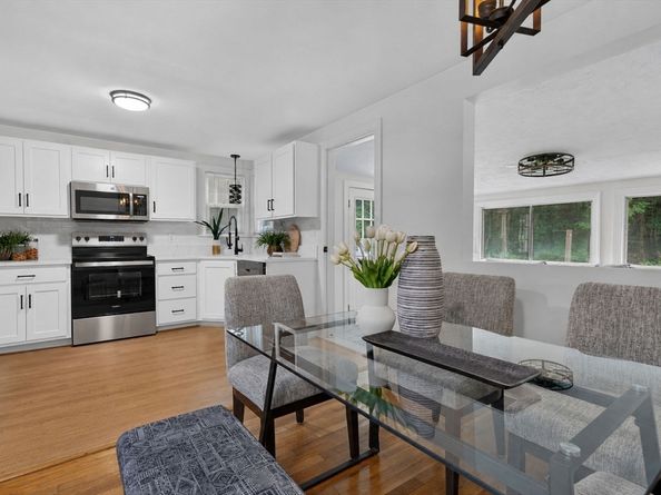 47 Southville Rd, Southborough MA 01772