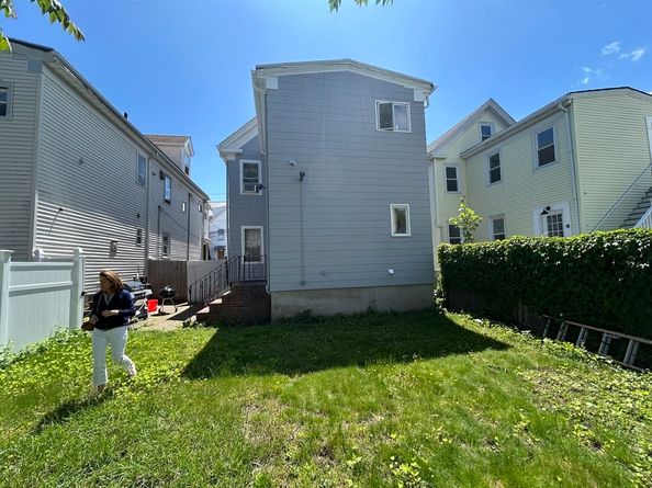 15 Everett Ave, Somerville MA 02145