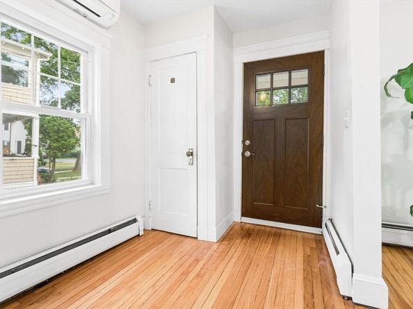 15 Woodbine Ter, Newton MA 02466
