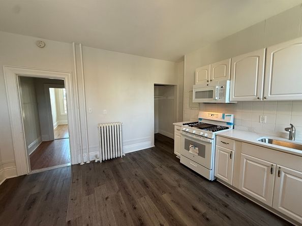 128 Washington Ave., Chelsea MA 02150