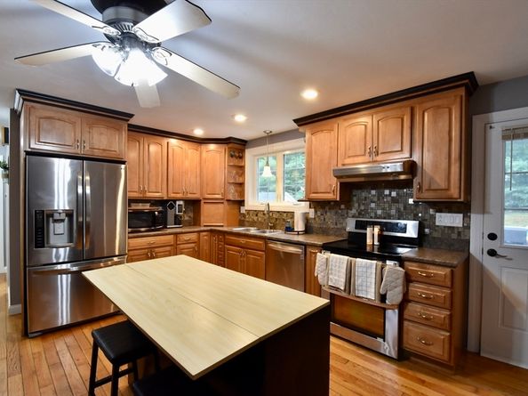 5 White Birch Dr, West Brookfield MA 01585