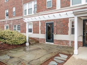 21 Bradlee Rd 32, Medford MA 02155