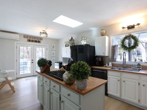 370 Broad St, Weymouth MA 02188