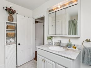 370 Broad St, Weymouth MA 02188
