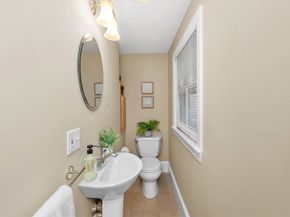 29 Sacramento St 2, Cambridge MA 02138