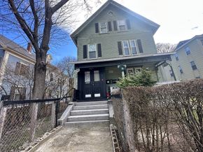 39 Woodland St, Worcester MA 01610