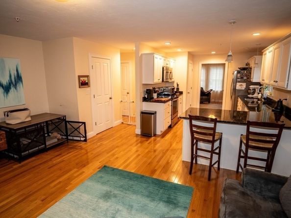 101 Washington St 4, East Bridgewater MA 02333