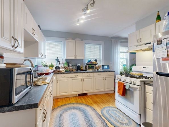 234-236 Huron Avenue, Cambridge MA 02138