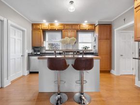 24 Minot St, Reading MA 01867
