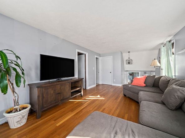 101 Babcock St, Quincy MA 02169