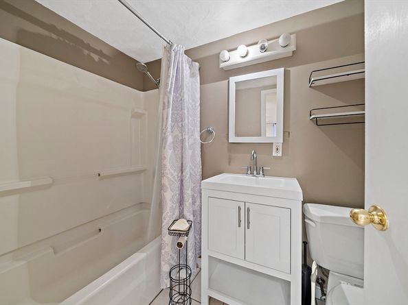101 Babcock St, Quincy MA 02169