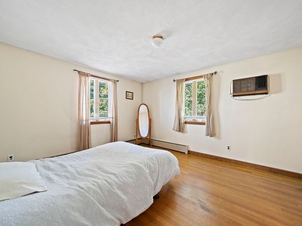 101 Babcock St, Quincy MA 02169