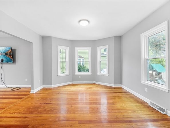 58 Summer St, Melrose MA 02176