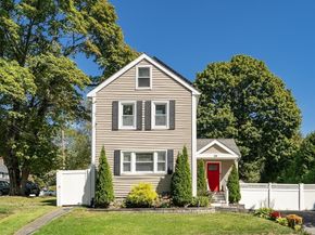 29 Porter St, Woburn MA 01801