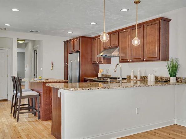 29 Porter St, Woburn MA 01801