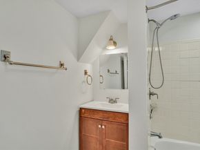 29 Porter St, Woburn MA 01801