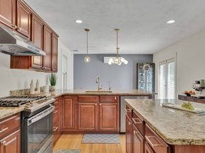 29 Porter St, Woburn MA 01801