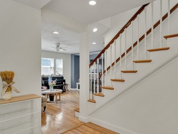 29 Porter St, Woburn MA 01801
