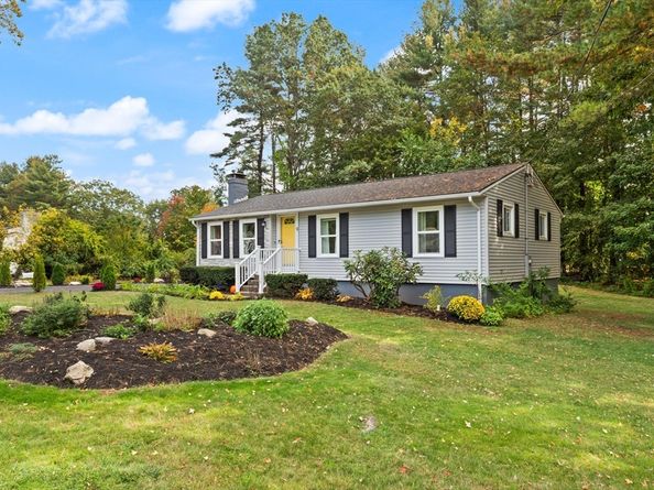 9 Marie Drive, Wilmington MA 01887