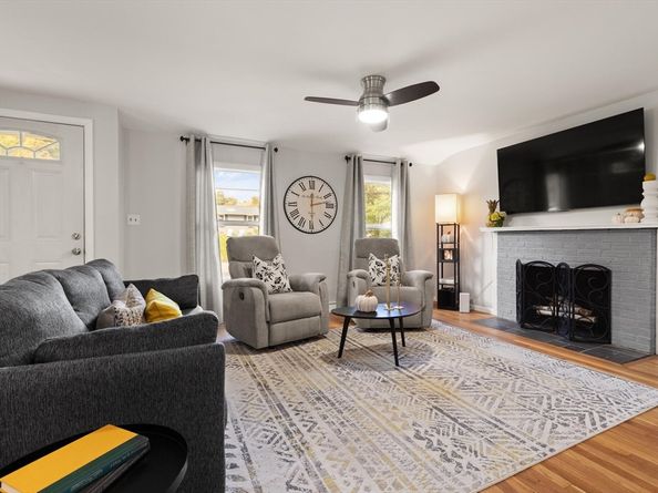 9 Marie Drive, Wilmington MA 01887
