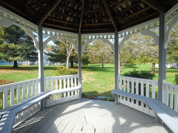12 Mitchell Grant Way 12, Bedford MA 01730