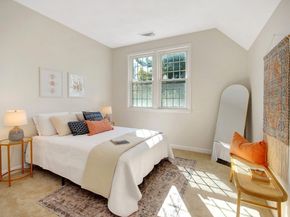 12 Mitchell Grant Way 12, Bedford MA 01730