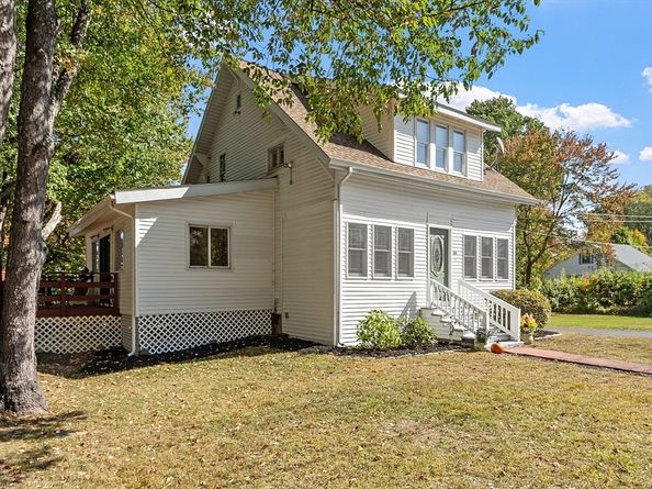 44 Hamlin St, Lunenburg MA 01462