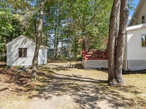 44 Hamlin St, Lunenburg MA 01462