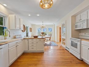 44 Hamlin St, Lunenburg MA 01462