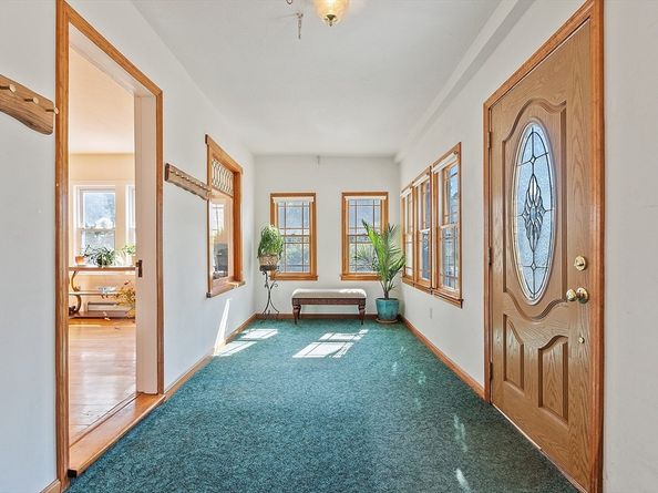 44 Hamlin St, Lunenburg MA 01462
