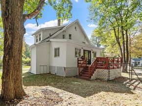 44 Hamlin St, Lunenburg MA 01462