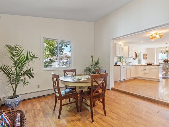 44 Hamlin St, Lunenburg MA 01462